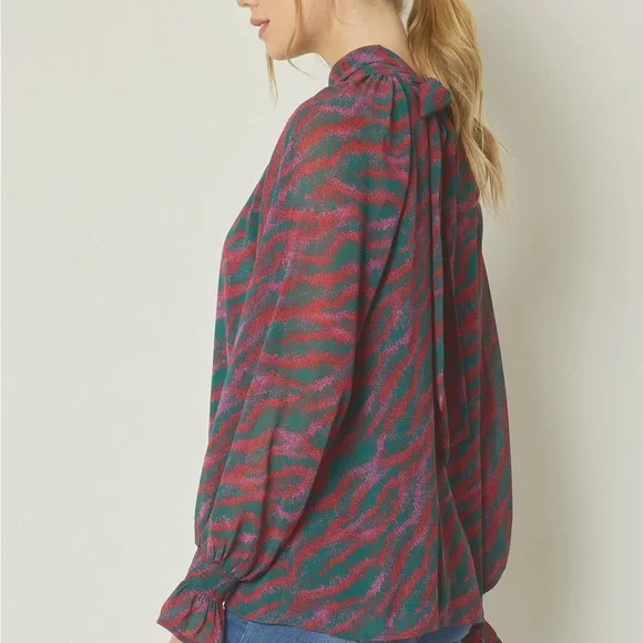 🌹🌹🌹ENTRO Tie in the back blouse🌹🌹🌹 - Picture 8 of 10